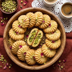 معمول سميد الفستق